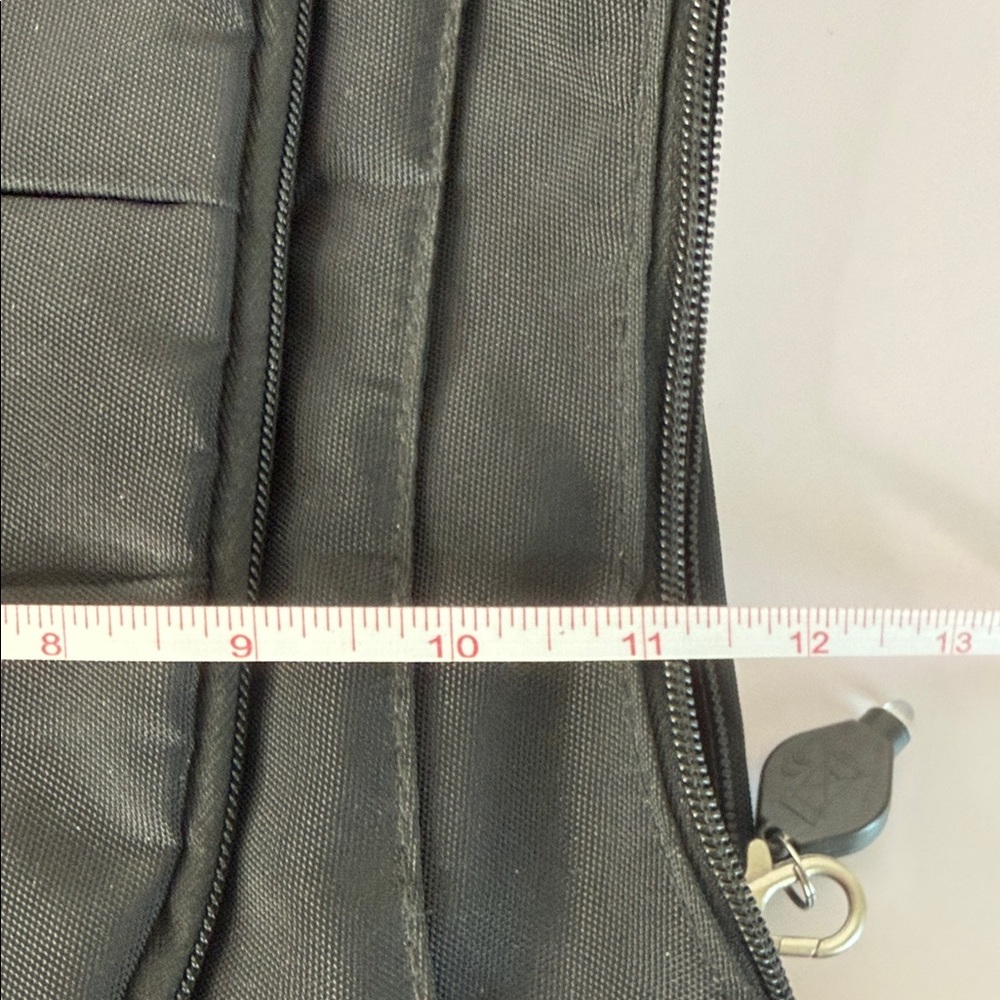 TRAVELON Black Crossbody Shoulder Bag Unisex - Lightweight Everyday Carry - Picture 7 of 8